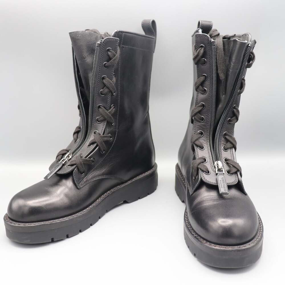 Valentino Garavani Black Leather Rockstud Lug Combat Boot EU 38.5 Fits W 8 / M 6 - Picture 5 of 16